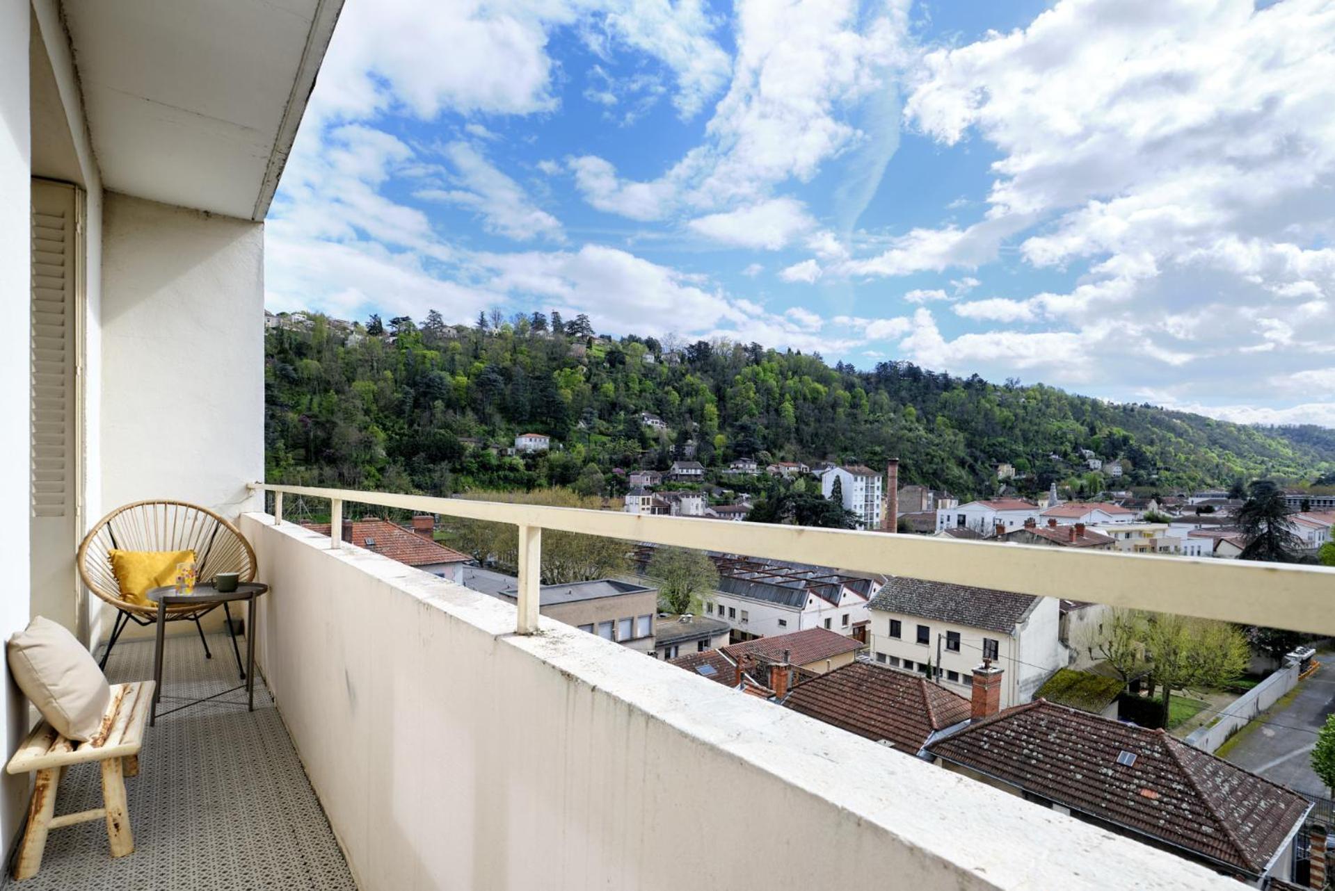 L'Emeraude, T3 Elegant Avec Vue Proche Centre Et Gare Vienne  Exterior foto
